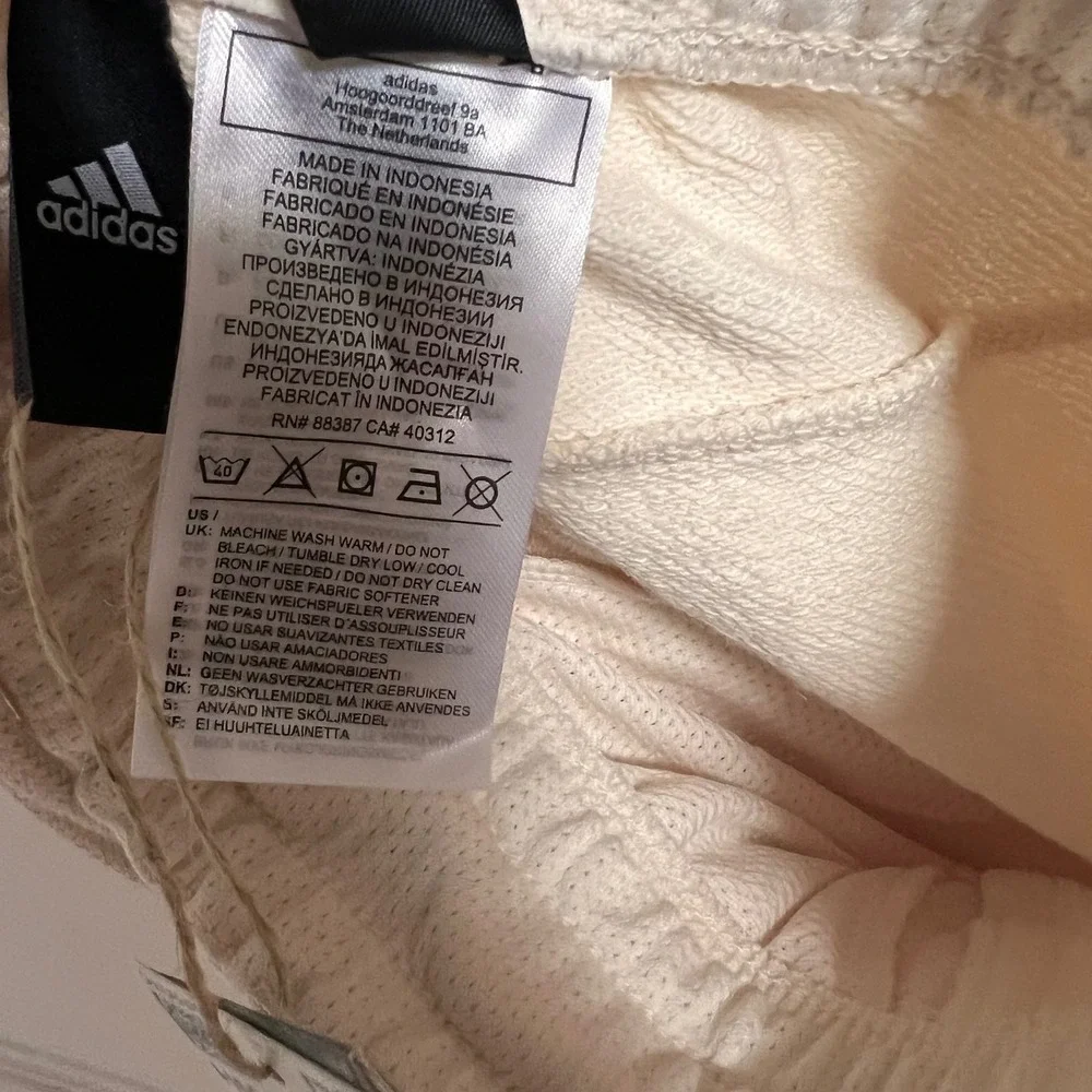 Adidas Men's Medium Wonder White Ribbed Jogger‎ Pants Sportswear Casual Comfort